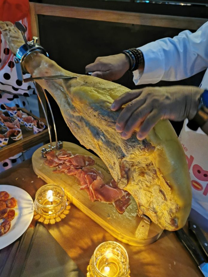 Jamón curado crudo