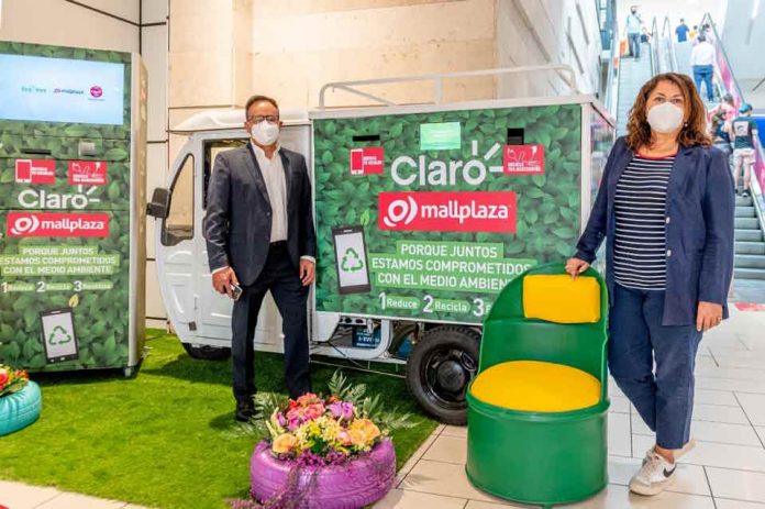 Claro Chile y Mallplaza habilitan máquinas para el reciclaje de celulares