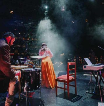 Fusión Latinoamericana y universos femeninos suben a escena en primer concierto 2022 de Canarito presentando su proyecto Surcos en el teatro Biobío