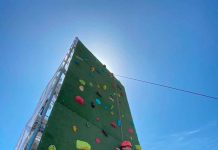 Playa del deporte: Muro de escalada gratuito para toda la familia