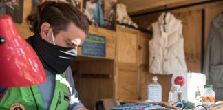 Cuida, repara y reutiliza: El programa de intercambio de Patagonia que ofrece una segunda vida para la ropa