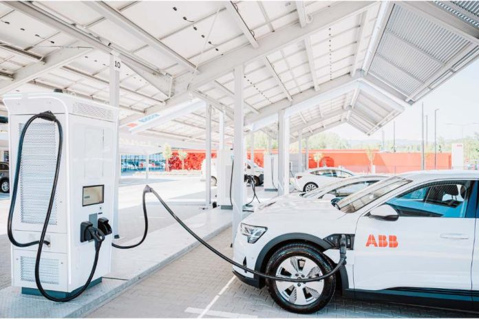 ABB E-mobility llega al millón de cargadores para vehículos eléctricos vendidos