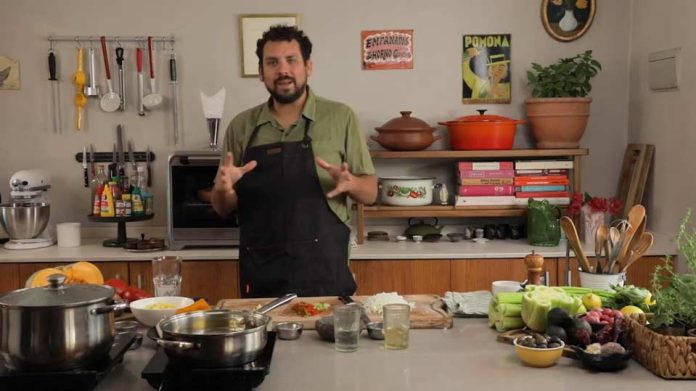 Canal gastronómico “cocina viva” lanza nueva parrilla con cuatro celebridades de la cocina chilena
