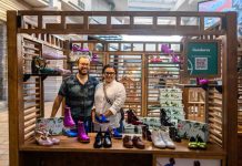 Con gran variedad de productos reciclados y antigüedades