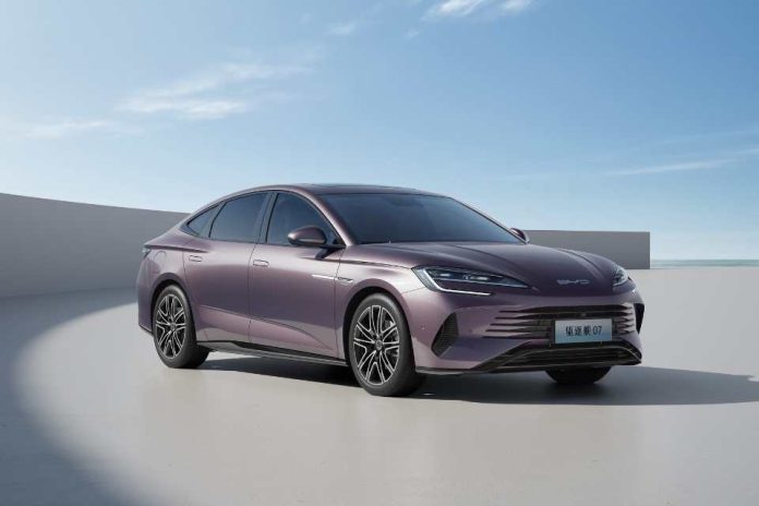 BYD presenta nuevos modelos en la Feria Auto Shanghai 2023