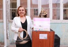 Cestera en paja de teatina de Santa Cruz Juana Muñoz ganó el Premio Maestra Artesana Tradicional