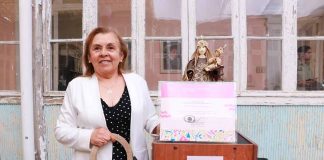 Cestera en paja de teatina de Santa Cruz Juana Muñoz ganó el Premio Maestra Artesana Tradicional