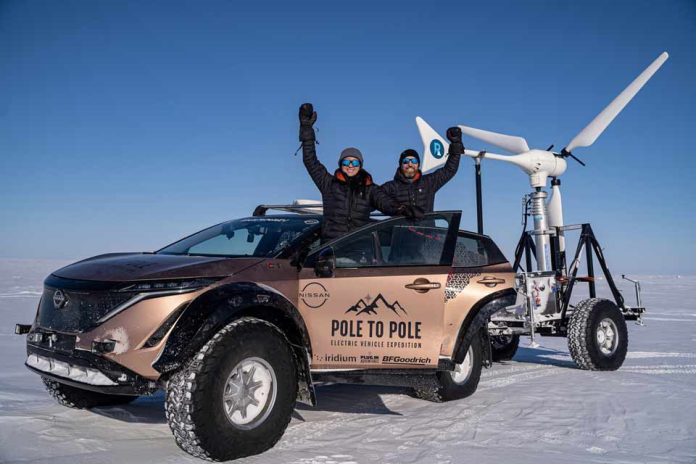 El viaje ha comenzado: inicia la épica expedición de vehículos eléctricos de Polo a Polo