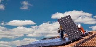 Hogares con paneles solares podrán vender energía eléctrica a sus vecinos