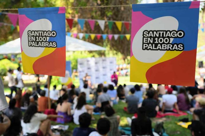 Santiago en 100 palabras premiará a sus ganadores con una jornada de actividades que celebran la creatividad en la ciudad