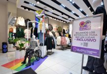 Tiendas Corona