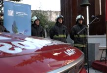 Bomberos de Santiago junto a Kia