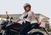 Cada vez son más las mujeres que prefieren las motocicletas