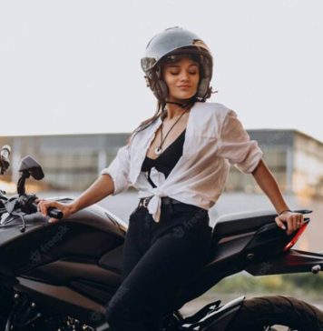 Cada vez son más las mujeres que prefieren las motocicletas