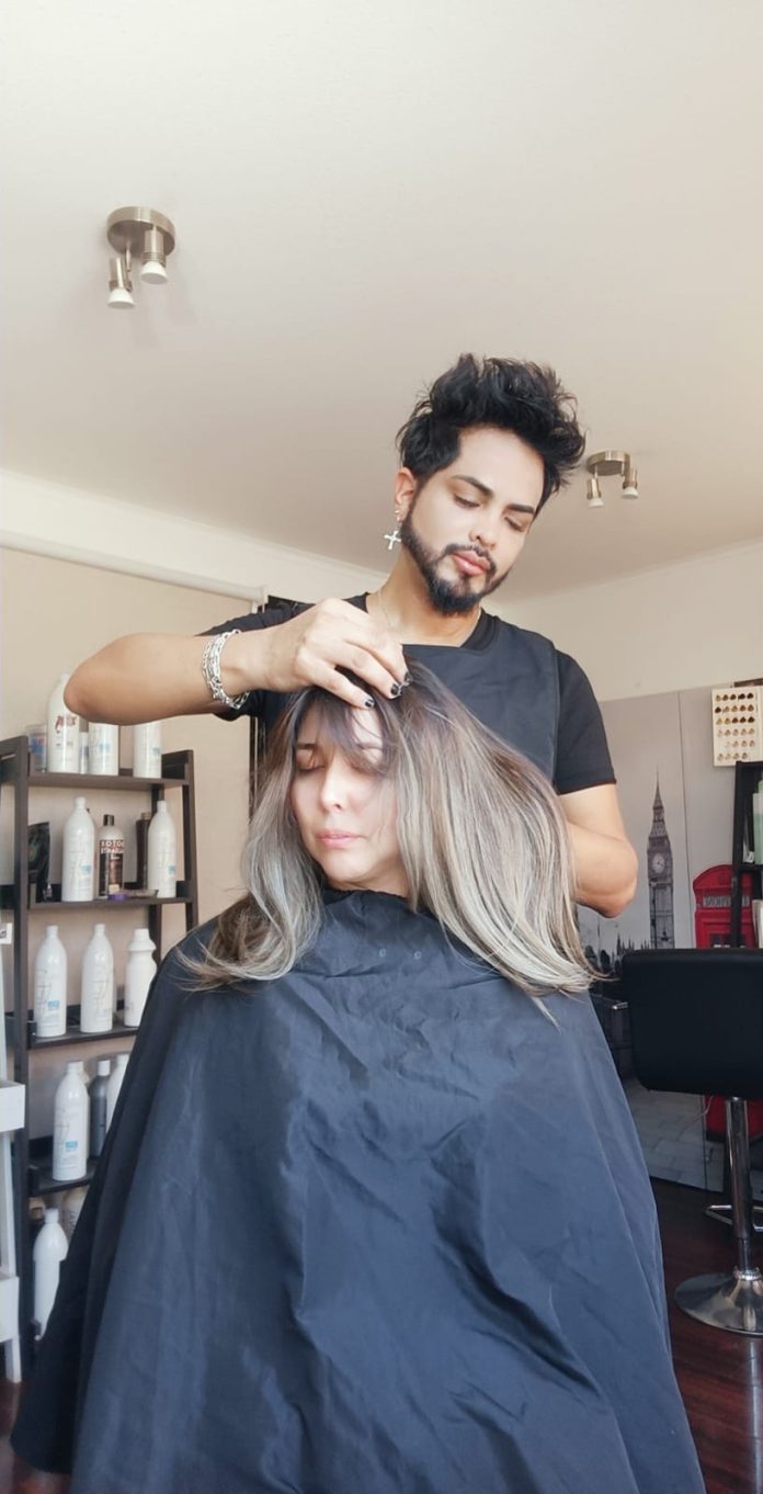 Deslumbra este verano con las últimas tendencias en color de cabello