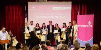 Jefas de hogar finalizan ciclo de capacitación laboral gratuita en la comuna de San Joaquín