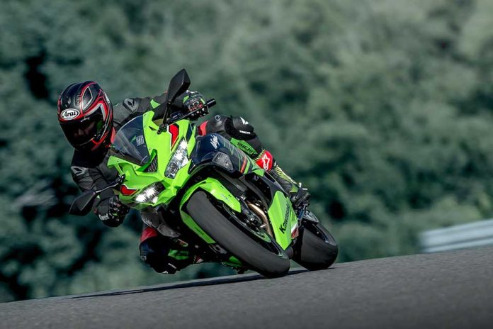 Kawasaki se impone entre las superdeportivas con la nueva Ninja ZX-4 RR KRT Edition