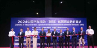 Exitosa Inauguración de la primera exposición itinerante de automóviles chinos