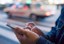 Alarma en Chile: más del 40% de los usuarios de internet está expuesto a los ataques de hackers por mirar fútbol libre pirata