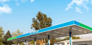 Aramco inauguró su primera estación de servicio en Chile. Abrirá más de 300 en próximos 24 meses