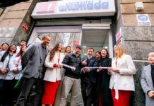 “Ahumada vuelve a ahumada”: El plan con que la cadena de farmacias regresa con siete nuevas posiciones al centro de Santiago