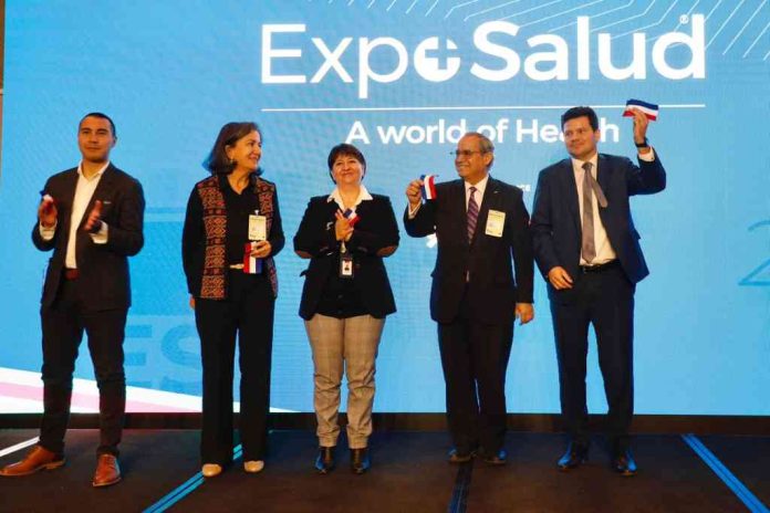 Expo Salud 2024 inaugura su 12ª versión con 70 empresas expositoras y un congreso con 16 paneles de discusión