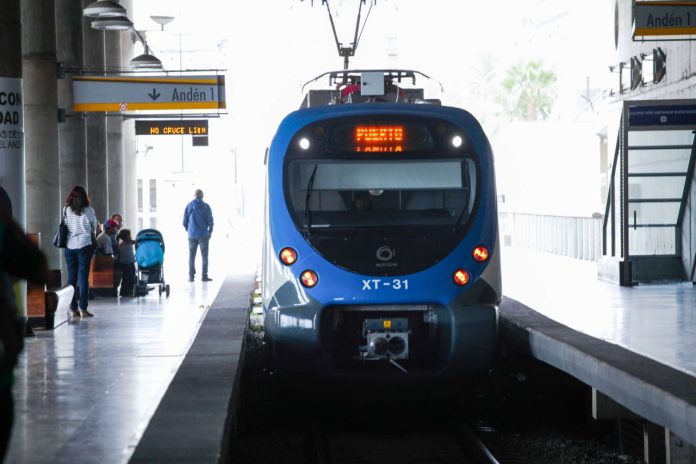 Alstom y EFE Trenes de Chile firman contrato para la modernización de la señalización ferroviaria en toda su red