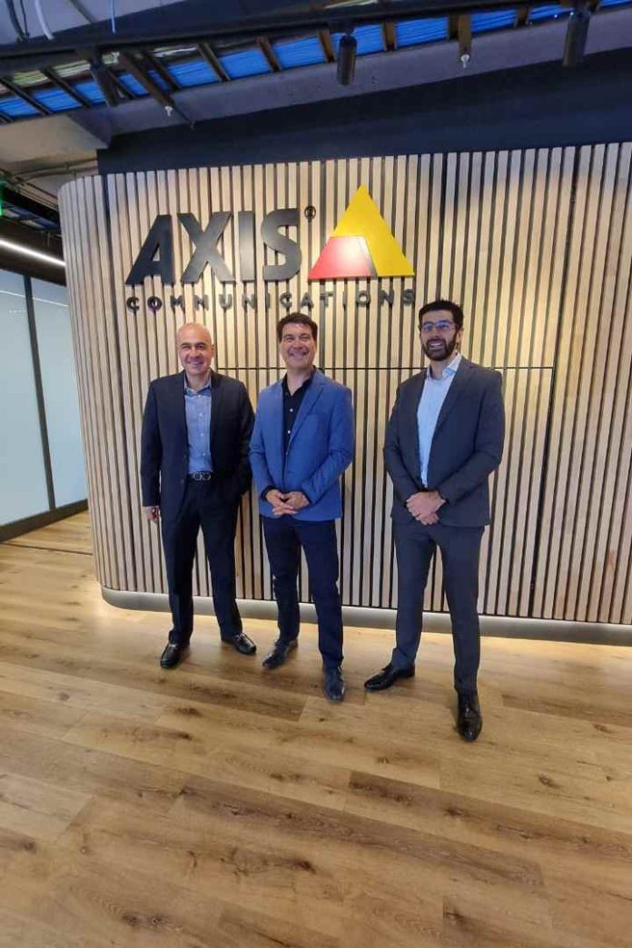 Axis expande su presencia global con el primer Axis Experience Center para Cono Sur en Latinoamérica