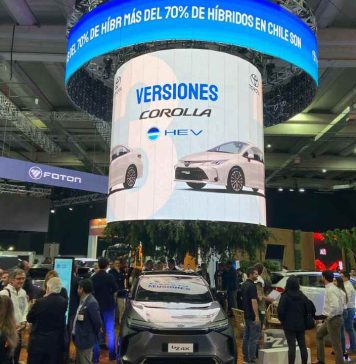 Toyota participa por primera vez en Experiencia E y reafirma su posición: “Todas las tecnologías tienen que combatir el carbono” 