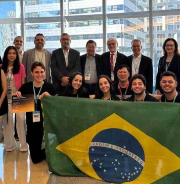 Bloomberg enriquece la educación financiera de 10.000 estudiantes a través del Global Trading Challenge
