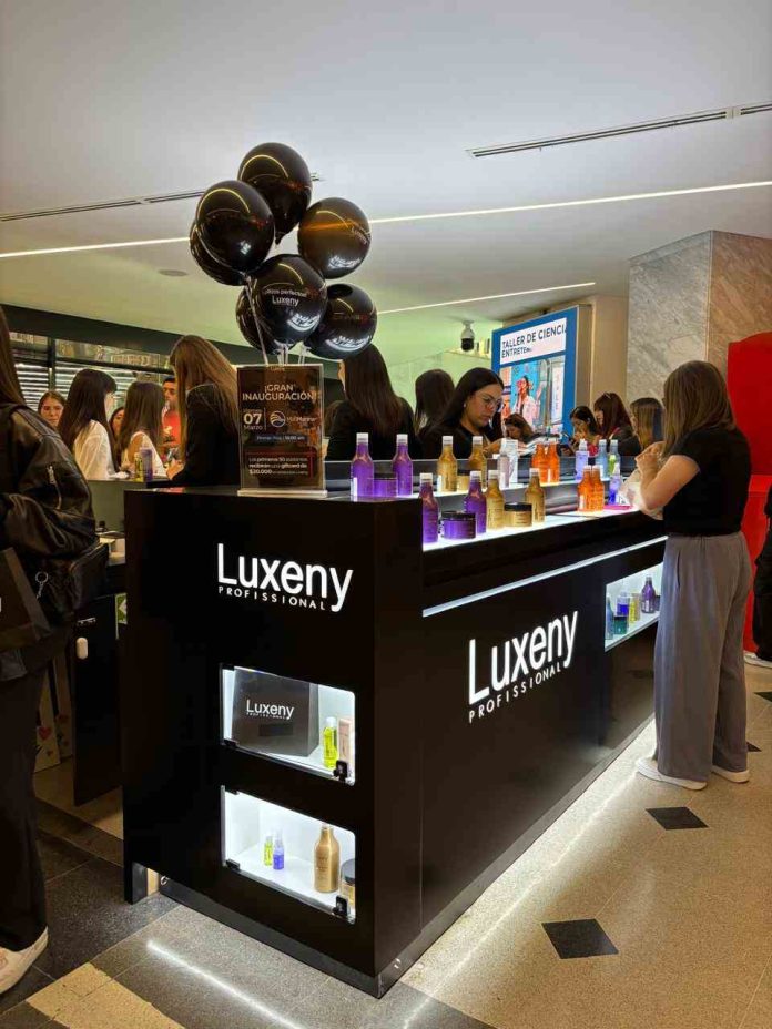 Luxeny, marca de lujo capilar llega a Mall Marina y Mall Centro de Concepción