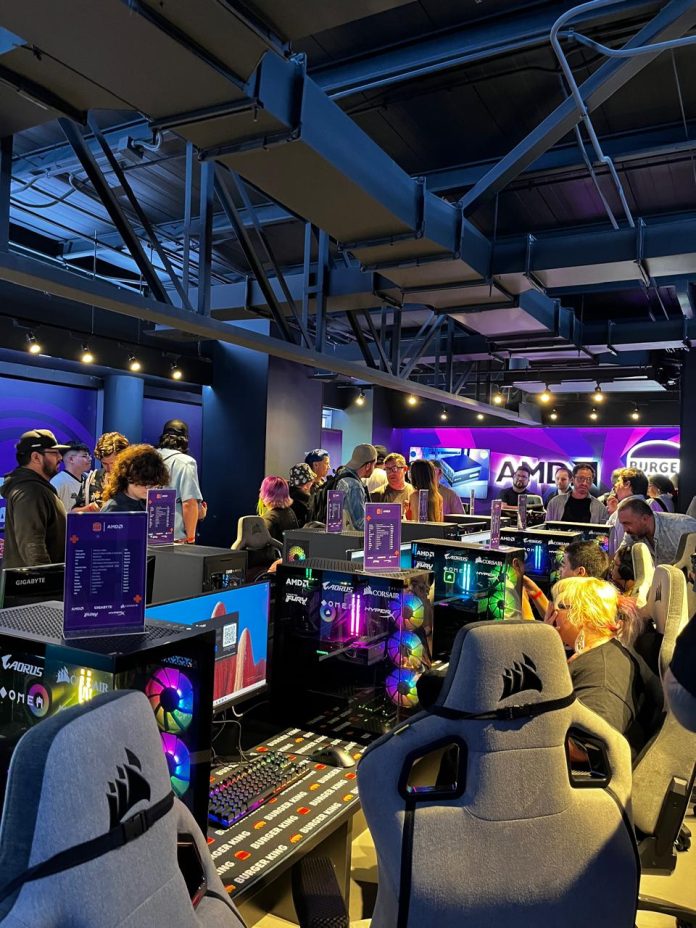 Burger King inaugura su primera Arena Gamer en el país