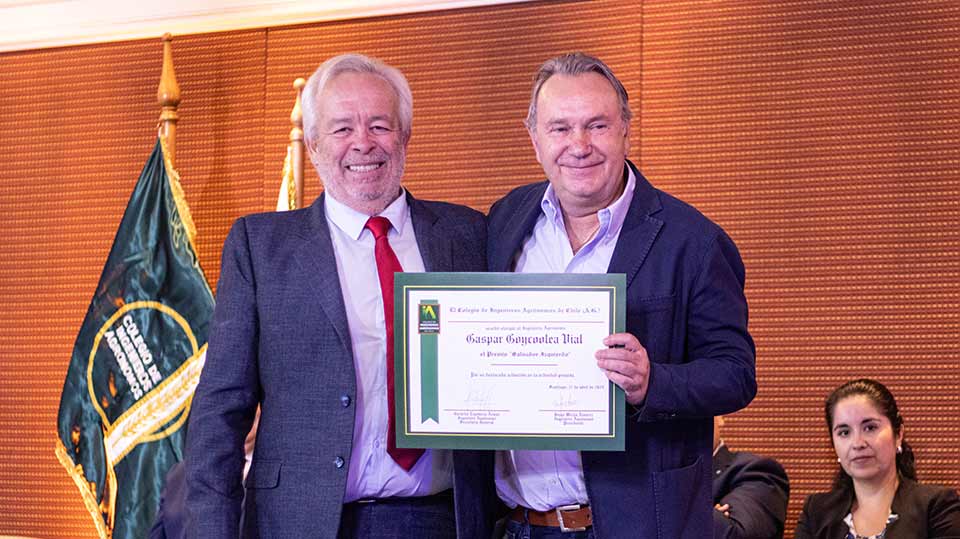 Colegio de Ingenieros Agrónomos de Chile realiza su Ceremonia Anual de Premiación 2025
