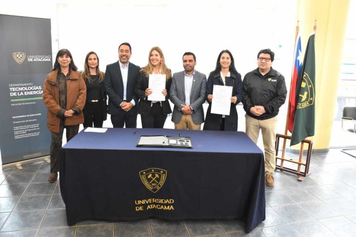 Universidad de Atacama y Conexión Kimal-Lo Aguirre impulsan alianza estratégica para acelerar la transición energética y la formación técnica en la región