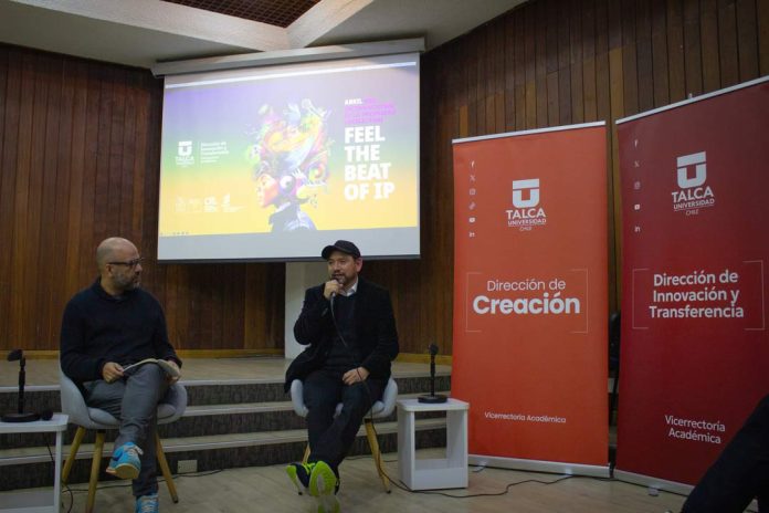 Líder de la banda Sinergia compartió consejos sobre propiedad intelectual