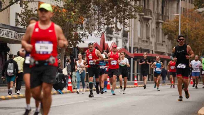 Maratón de Santiago: claves para llegar a la meta sin lesiones este 18 de mayo