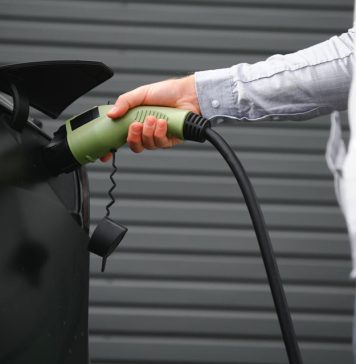 Ventas de vehículos de bajas emisiones se duplican en Chile y consolidan el liderazgo de Inchcape en electrificación