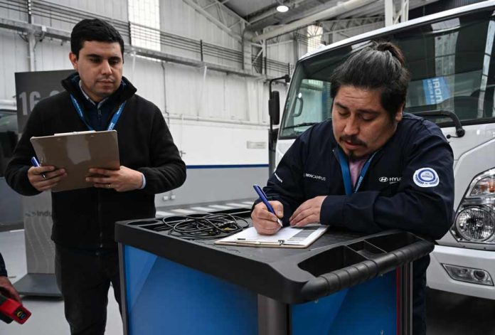 Excelencia sobre ruedas: Hyundai Camiones & Buses celebra una nueva edición de sus Olimpiadas de Post Venta en Chile