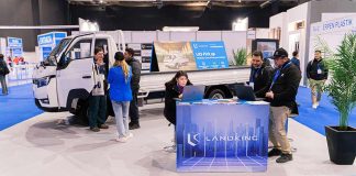 Landking presenta soluciones de transporte para la industria del vidrio en Fevent 2025