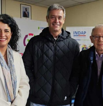 Carlos Meza, referente de Terragénesis, destacó el rol de la "Revitalización de la Tierra" en el Taller "Promotores para el Agro del Futuro" de INDAP
