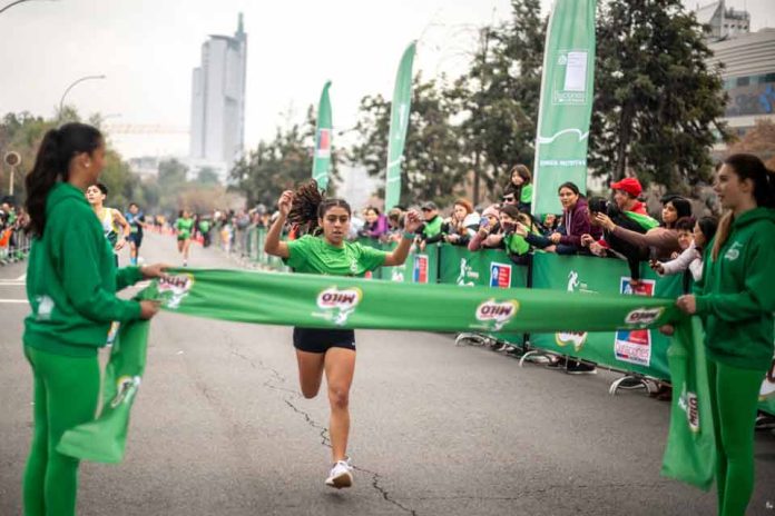 Tour corridas milo llega a Santiago, finalizando su 15° edición en el nuevo parque estadio nacional