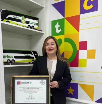 Turbus recibe certificación HuellaChile por su compromiso con la sostenibilidad