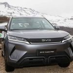 Vacaciones de invierno, consejos para viajar en un auto eléctrico