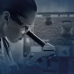 Ya se encuentran disponibles las bases para postular al premio For Women in Science 2025