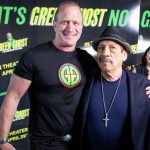 Danny Trejo llega a Chile para promover en Comic Con 2025 estreno limitado de "Green Ghost" en salas de Cinemark Chile