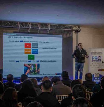 COPEVAL estuvo presente en importante seminario sobre agricultura inteligente y sostenible
