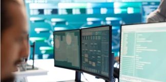 Descubren nueva técnica de ciberataque que sería la evolución del phishing: FileFlex · La investigación revela cómo los ciberdelincuentes ya están probando en entornos reales esta evolución silenciosa de phishing, pasando desapercibidos. Chile, 17 de julio de 2025 – Check Point Research, la división de Inteligencia de Amenazas Check Point® Software Technologies Ltd. (NASDAQ: CHKP), ha identificado una nueva técnica de ingeniería social denominada FileFix, que ya se utiliza en campañas reales. Esta técnica, una evolución del conocido ataque ClickFix, aprovecha la confianza del usuario y acciones cotidianas en Windows para ejecutar comandos maliciosos sin levantar sospechas. A diferencia de ClickFix, que induce a la víctima a ejecutar comandos desde el cuadro de diálogo “Ejecutar” de Windows, FileFix utiliza el entorno aparentemente inofensivo del explorador de archivos. Desde una página web maliciosa, se abre una ventana legítima del explorador y se copia de forma imperceptible un comando PowerShell camuflado al portapapeles del usuario. Cuando se pega lo que parece ser una ruta de archivo en la barra de direcciones del explorador, se ejecuta el código malicioso sin mostrar ninguna alerta visible. Interfaz de usuario gráfica, Texto, Aplicación El contenido generado por IA puede ser incorrecto. Imagen 1. Página de phishing actualizada para distribuir un script malicioso Apenas dos semanas después de la publicación de FileFix por parte del investigador de seguridad mr.d0x el 23 de junio de 2025, Check Point Research identificó actores de amenazas conocidos que comenzaron a probar esta técnica en sus campañas. Este grupo ya había utilizado ClickFix para distribuir troyanos de acceso remoto (RATs), loaders y herramientas de robo de información, dirigidas principalmente a usuarios de plataformas de criptomonedas. El pasado 6 de julio se registró un dominio que alojaba una página de phishing que incorporaba el script FileFix, aunque en esta fase inicial solo entregaba cargas benignas, en preparación para despliegues maliciosos inminentes. El grupo identificado tiene una trayectoria en el uso de malvertising (anuncios patrocinados maliciosos), envenenamiento SEO y suplantación de sitios populares como técnicas de atracción. Un caso reciente redirigía a víctimas desde un anuncio falso de Bing hacia un clon de la web de 1Password, desde donde se ejecutaba un script ClickFix que instalaba la herramienta de acceso remoto NetSupport Manager. Sus campañas están localizadas en múltiples idiomas (inglés, coreano, eslovaco y ruso), lo que refuerza su carácter global y adaptable. Técnicas como ClickFix y FileFix no dependen de vulnerabilidades técnicas sino de manipulación del comportamiento humano. FileFix representa una evolución más discreta y peligrosa, al enmascarar comandos maliciosos en interacciones cotidianas de Windows. Su rápida adopción demuestra la agilidad de los actores de amenazas ante nuevas oportunidades de explotación. Recomendaciones para empresas y usuarios: · Desconfiar de cualquier página web o correo electrónico que solicite realizar acciones manuales inusuales, especialmente copiar y pegar comandos en cuadros de diálogo del sistema o en la barra de direcciones del Explorador de Windows. · Es importante formar a los usuarios para que comprendan que los sitios web y programas legítimos rara vez requieren la ejecución manual de comandos para resolver problemas. · Monitorizar activamente las páginas de phishing que imitan servicios populares o pantallas de verificación de seguridad, en particular aquellas que utilizan plantillas similares a Cloudflare o identificadores falsos recurrentes como los Ray IDs. · Implementar y ajustar reglas de detección en los endpoints que permitan identificar actividad sospechosa en el portapapeles o ejecuciones inusuales de PowerShell provocadas por acciones del usuario. Para protegerse de estas amenazas, existen herramientas que proporcionan protección avanzada contra ataques de ingeniería social mediante análisis de comportamiento, detección proactiva y bloqueo en tiempo real. Estas capacidades permiten identificar manipulación del portapapeles y ejecuciones encubiertas de PowerShell, anticipándose al daño antes de que ocurra. “El ataque FileFix demuestra cómo los ciberdelincuentes continúan perfeccionando técnicas de ingeniería social que no requieren explotar vulnerabilidades técnicas, sino simplemente manipular la confianza del usuario”, afirma Cristian Vásquez, Territory Manager de Check Point Software para Chile. “Por ello, resulta imprescindible reforzar las medidas de protección de endpoints y fomentar una cultura de ciberseguridad basada en la prevención, la formación continua y la verificación de cualquier acción inusual”. Sigue Check Point Research vía: Blog: https://research.checkpoint.com/ Twitter: https://twitter.com/_cpresearch_ Acerca de Check Point Research Check Point Research proporciona inteligencia sobre ciberamenazas a los clientes de Check Point Software y a la comunidad de inteligencia. El equipo de investigación recopila y analiza datos de ciberataques globales almacenados en ThreatCloud para mantener los ciberdelincuentes a raya, al tiempo que se asegura de que todos los productos de Check Point estén actualizados con las últimas protecciones. El equipo de investigación está formado por más de 100 analistas e investigadores que cooperan con otros proveedores de seguridad, las fuerzas de seguridad y varios CERTs. Sigue a Check Point Software a través de: LinkedIn: https://www.linkedin.com/showcase/check-point-software-espana/ X: @CheckPointSpain Facebook: https://www.facebook.com/checkpointsoftware Blog: https://blog.checkpoint.com/ YouTube: https://www.youtube.com/user/CPGlobal Acerca de Check Point Software Technologies Ltd. Check Point Software Technologies Ltd. es un proveedor líder en soluciones de ciberseguridad en la nube basadas en IA que protege a más de 100.000 empresas a nivel mundial. Check Point Software aprovecha el poder de la IA en todos los ámbitos para mejorar la eficiencia y precisión de la ciberseguridad a través de su Plataforma Infinity, con tasas de detección líderes en la industria que permiten una anticipación proactiva a las amenazas y tiempos de respuesta más ágiles e inteligentes. La plataforma integral incluye soluciones cloud compuestas por Check Point Harmony para proteger el entorno laboral, Check Point CloudGuard para asegurar la cloud, Check Point Quantum para proteger la red y Check Point Infinity Core Services para operaciones y servicios de seguridad colaborativos. ©2025 Check Point Software Technologies Ltd. Todos los derechos reservados. Aviso legal sobre declaraciones prospectivas Este comunicado de prensa contiene declaraciones prospectivas. Las declaraciones prospectivas generalmente se refieren a eventos futuros o a nuestro desempeño financiero u operativo futuro. Las declaraciones prospectivas incluidas en este comunicado de prensa incluyen, pero no se limitan a, declaraciones relacionadas con nuestras expectativas respecto al crecimiento futuro, la expansión del liderazgo de Check Point Software en la industria, la mejora del valor para los accionistas y la entrega de una plataforma de ciberseguridad líder en la industria a clientes de todo el mundo. Nuestras expectativas y creencias sobre estos temas pueden no materializarse, y los resultados o eventos futuros están sujetos a riesgos e incertidumbres que podrían hacer que los resultados reales o los eventos difieran significativamente de los proyectados. Las declaraciones prospectivas contenidas en este comunicado de prensa también están sujetas a otros riesgos e incertidumbres, incluyendo aquellos descritos con mayor detalle en nuestros archivos ante la Comisión de Bolsa y Valores (SEC), incluyendo nuestro Informe Anual en el Formulario 20-F presentado ante la SEC el 2 de abril de 2024. Las declaraciones prospectivas en este comunicado de prensa se basan en la información disponible para Check Point Software a la fecha de este documento, y Check Point Software renuncia a cualquier obligación de actualizar cualquier declaración prospectiva, salvo que lo exija la ley. Comunicativa Latam para Check Point Software Chile Mariana Silva/Jeannette Colombo Tel. +56 99 530 60 15 Email: jcolombo@comunicativalatam.com