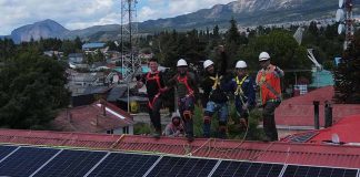 “La otra corriente”: documental chileno reconoce a comunidades de energía de Chile y el mundo como pieza clave de la transición energética