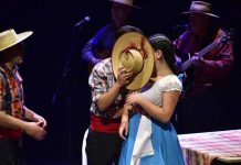 La tradición se toma el escenario del Teatro Regional del Maule con Las Noches de Folclor