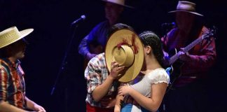 La tradición se toma el escenario del Teatro Regional del Maule con Las Noches de Folclor